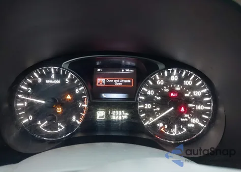 2015 Nissan Pathfinder Platinum z USA, uszkodzony, nr VIN 5N1AR2MN3FC688641